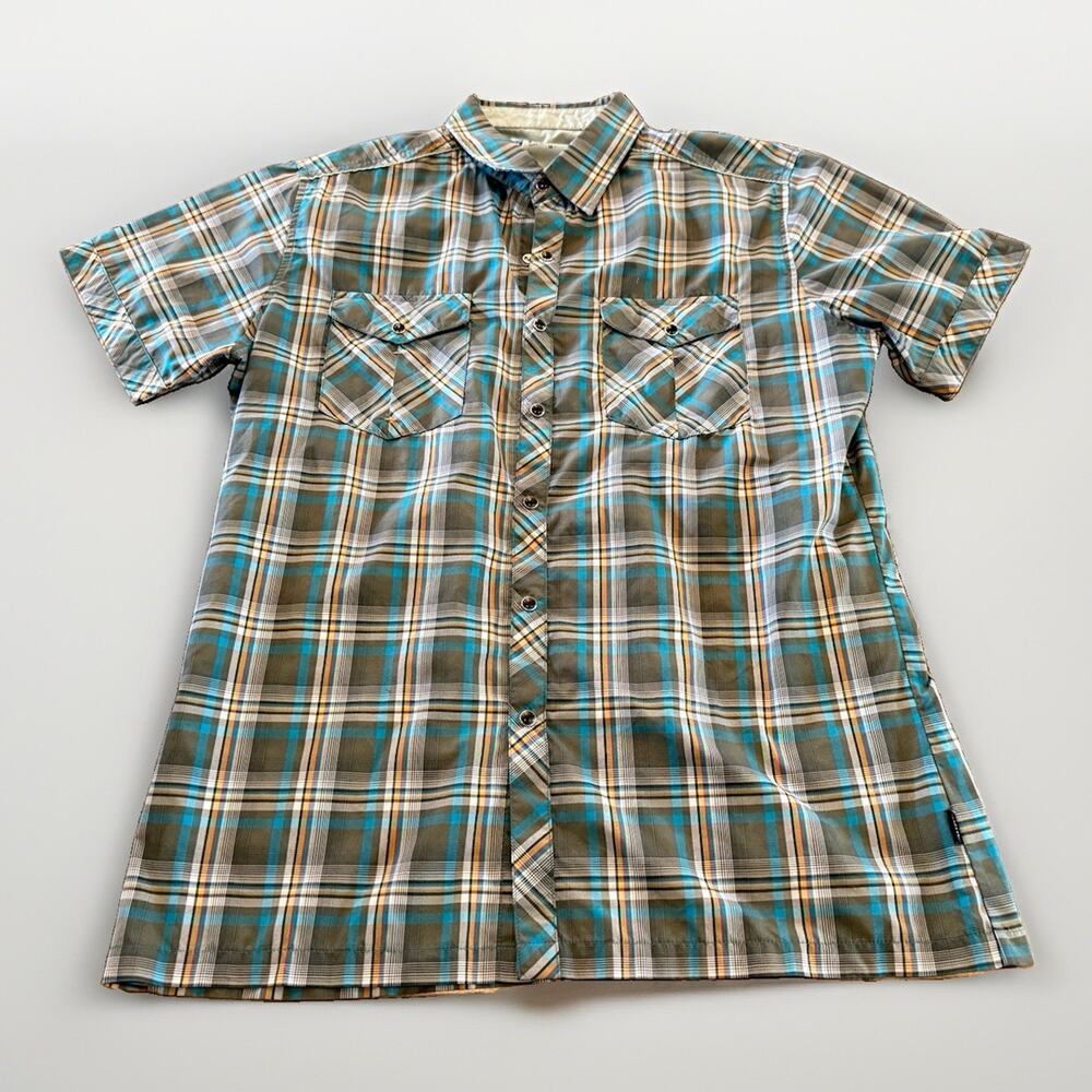 Kuhl Eluxur Mens Blue Gray Plaid Pearl Snap On Short Sleeve Shirt Size M Medium